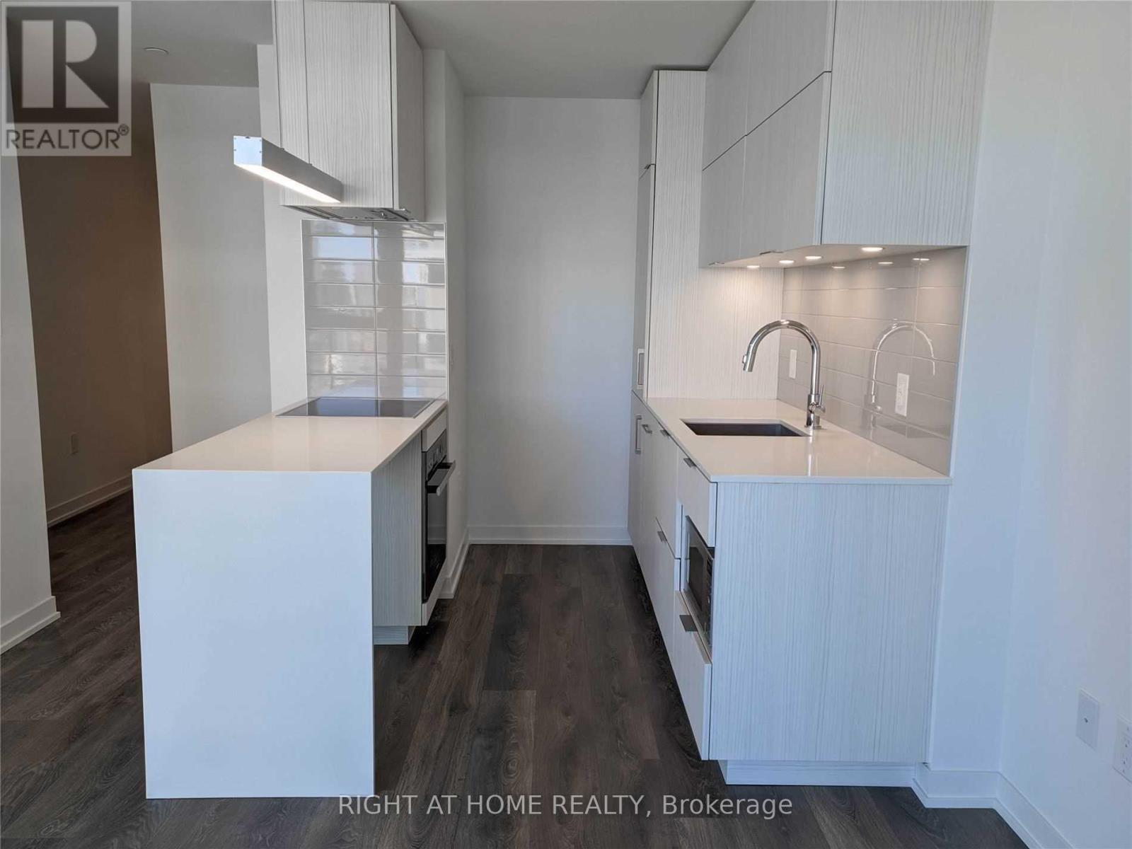 Apartment at 615 - 20 RICHARDSON STREET, Toronto