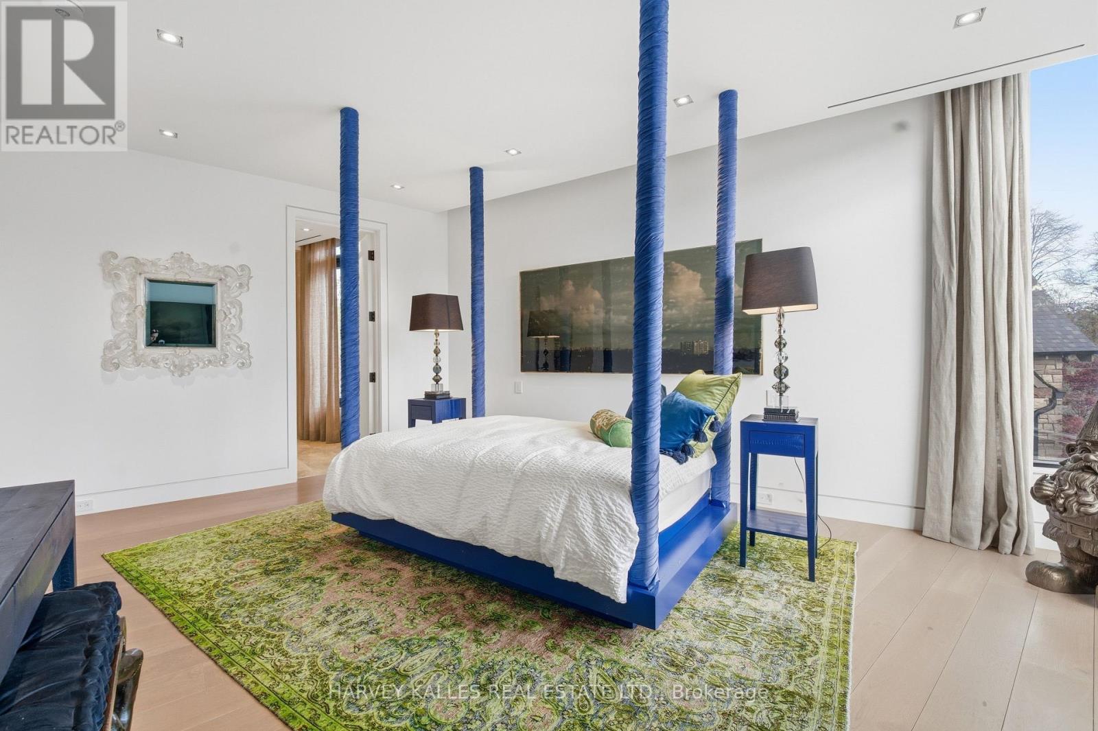 Detached at 43 HILLHOLM ROAD, Toronto