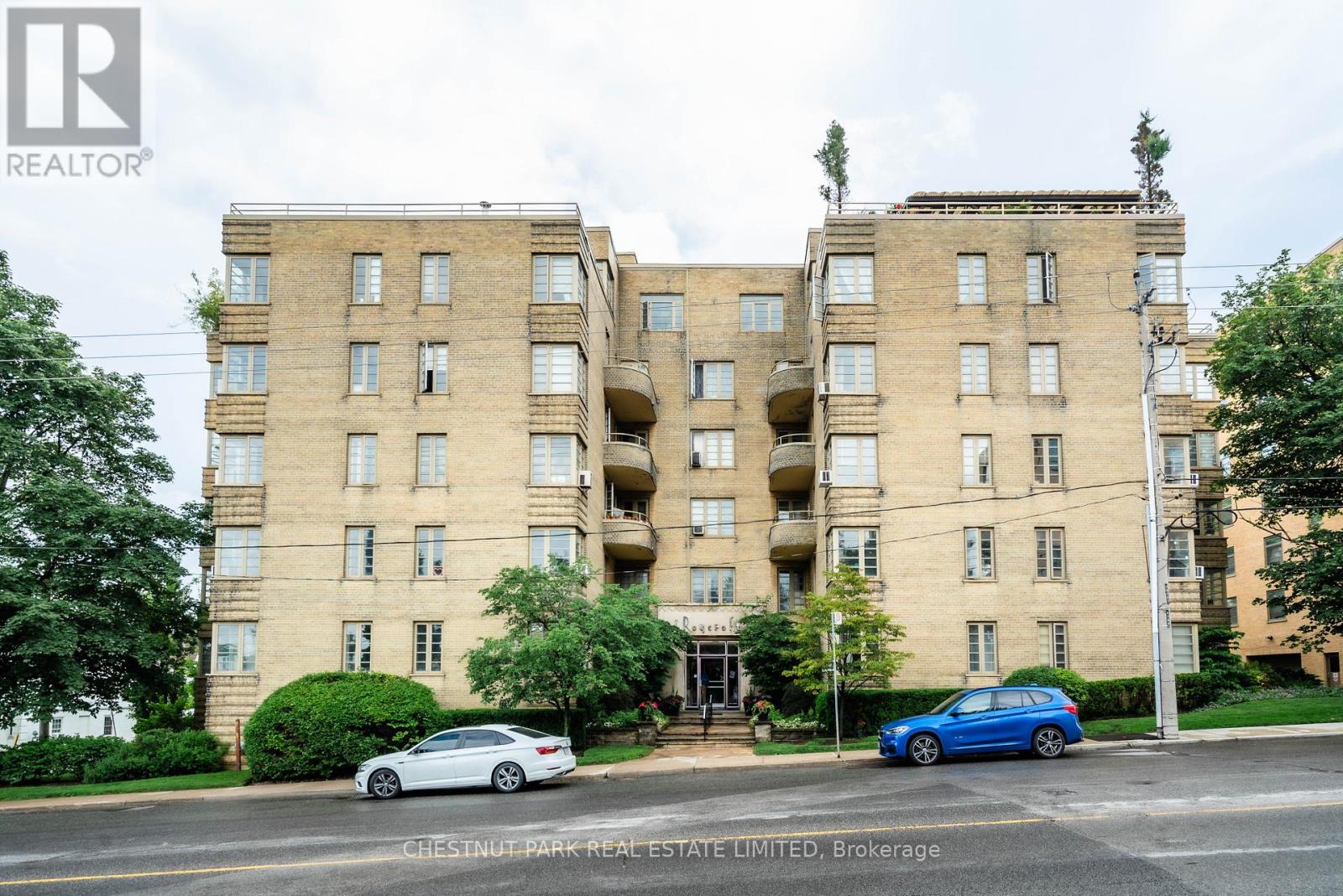 Apartment at 707 Eglinton Ave W,