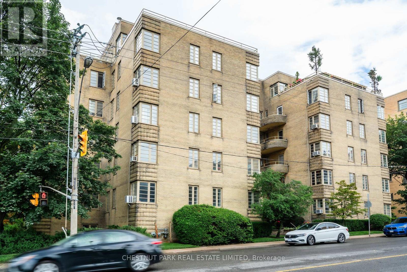 Apartment at 707 Eglinton Ave W, Toronto
