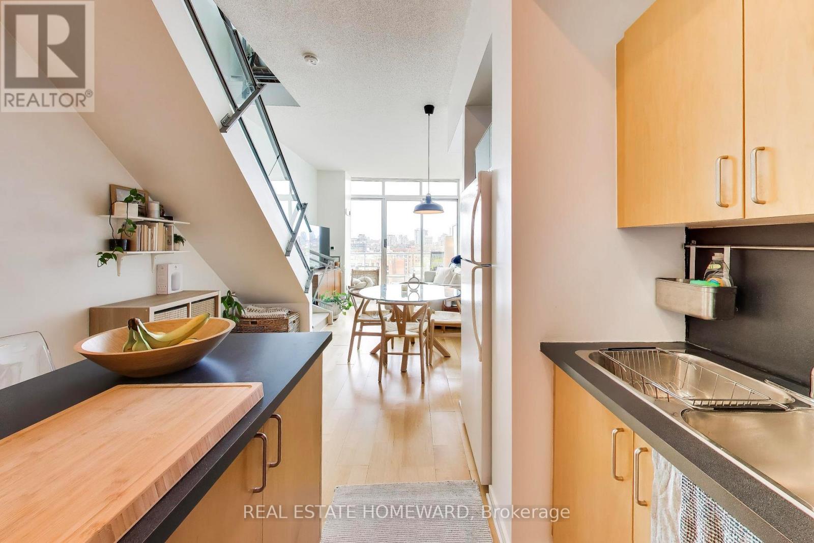 Apartment at 1115 - 388 RICHMOND STREET W, Toronto (Waterfront Communities)