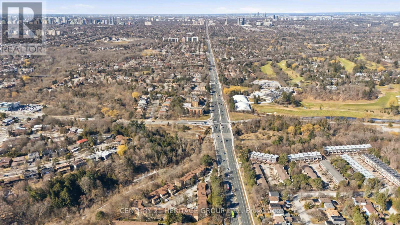 Townhouse at 40 - 24 PURPLE SAGEWAY, Toronto