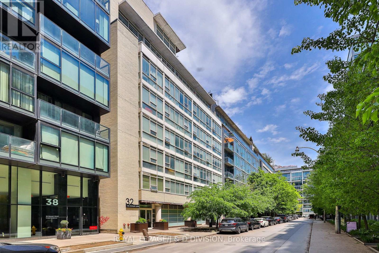 Apartment at 705 - 32 STEWART STREET, Toronto (Waterfront Communities)