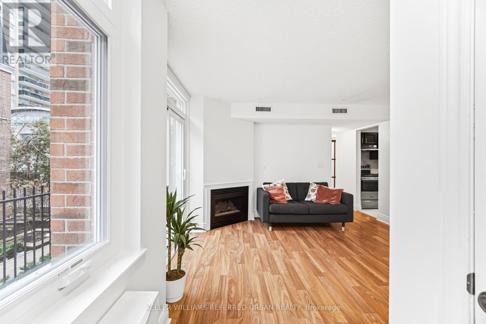 Townhouse at 25 - 83 LILLIAN STREET, Toronto (Mount Pleasant West)
