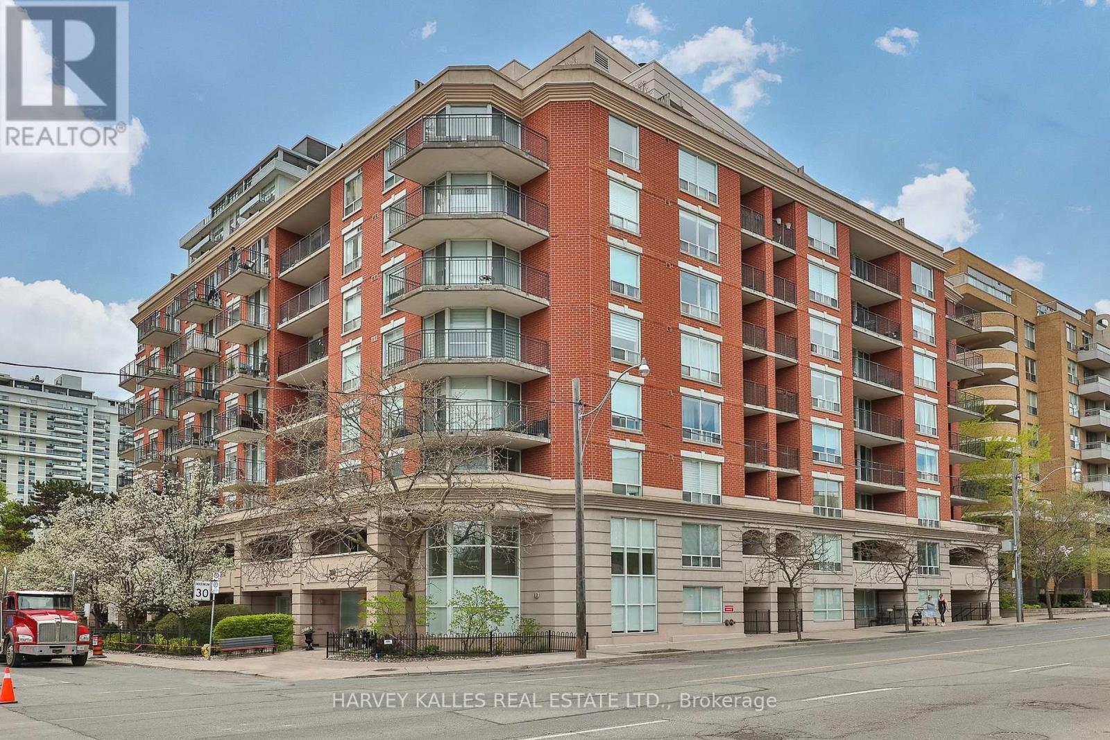 Apartment at 612 - 300 BALLIOL STREET, Toronto (Mount Pleasant West)