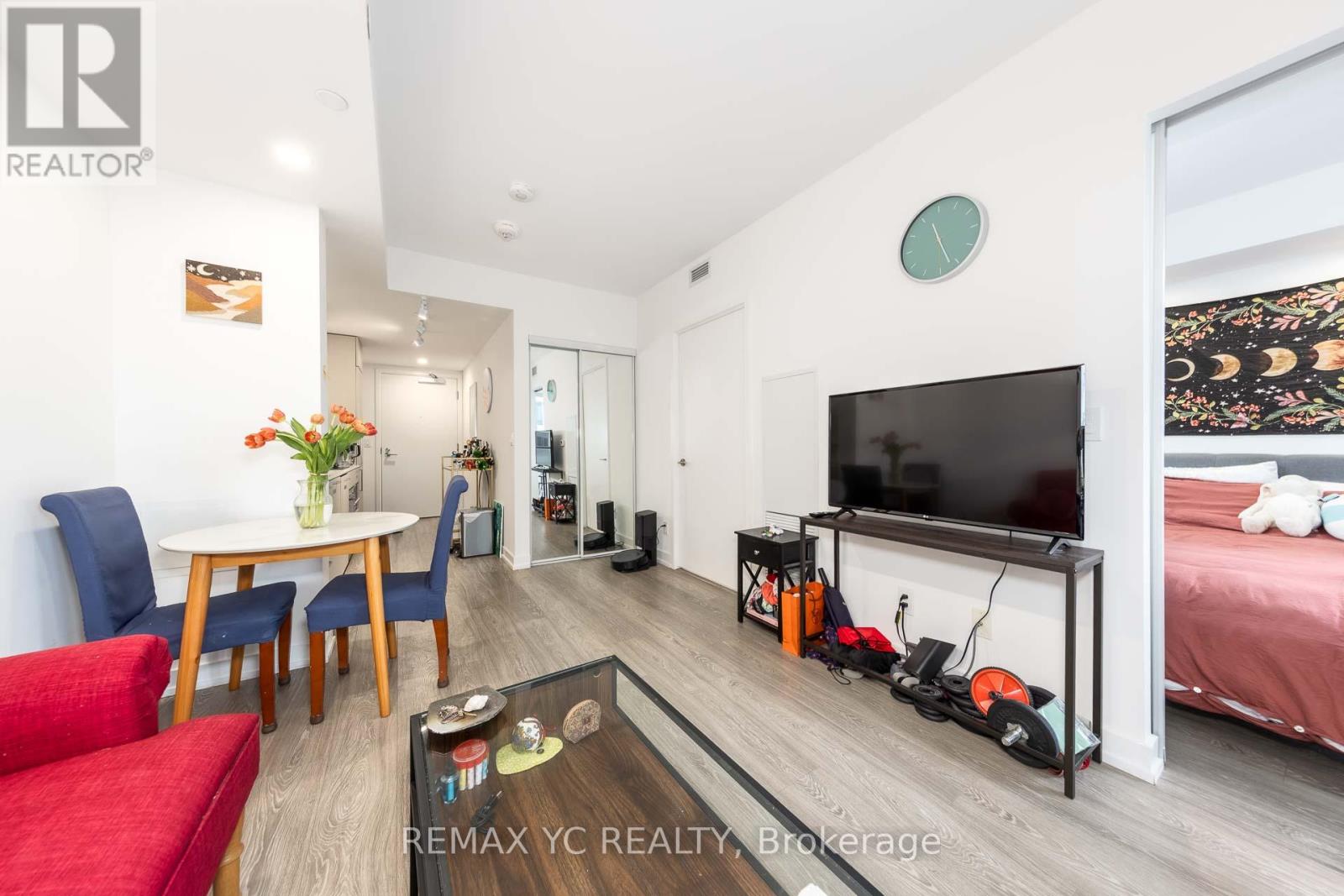 Apartment at 801 - 19 WESTERN BATTERY ROAD, Toronto (Niagara)