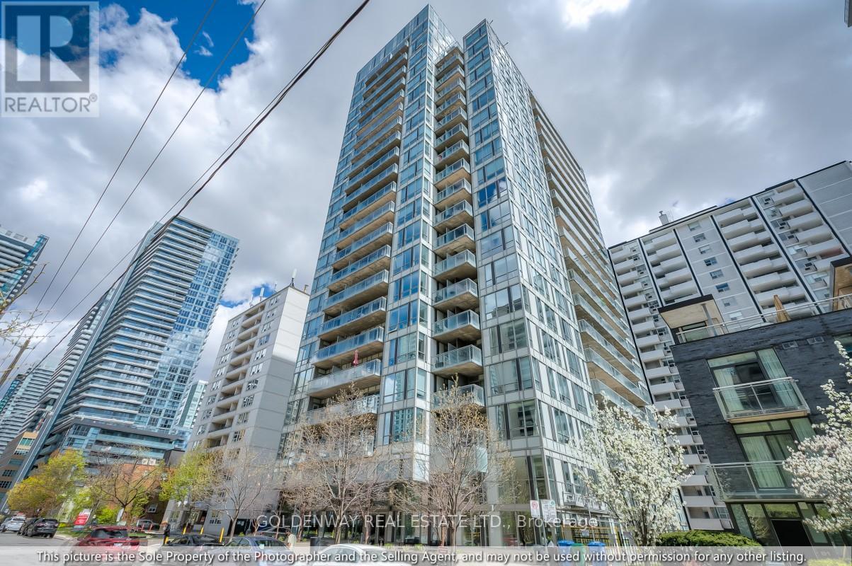 Apartment at 401 - 83 REDPATH AVENUE, Toronto (Mount Pleasant West)