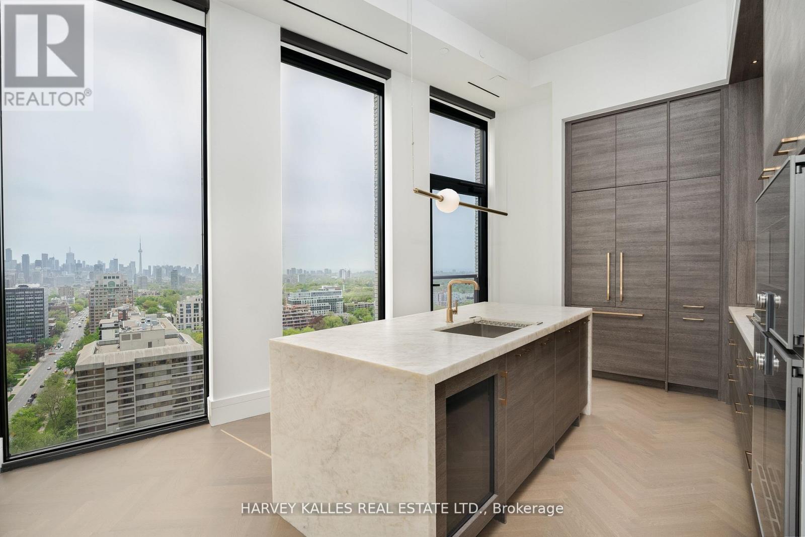 Apartment at 2002 - 215 LONSDALE ROAD, Toronto (Forest Hill South)