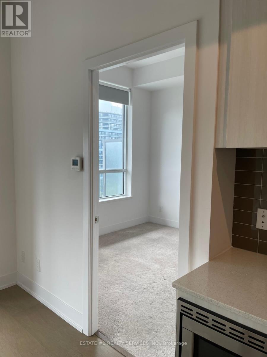 Apartment at 812 - 7 KENASTON GARDENS, Toronto