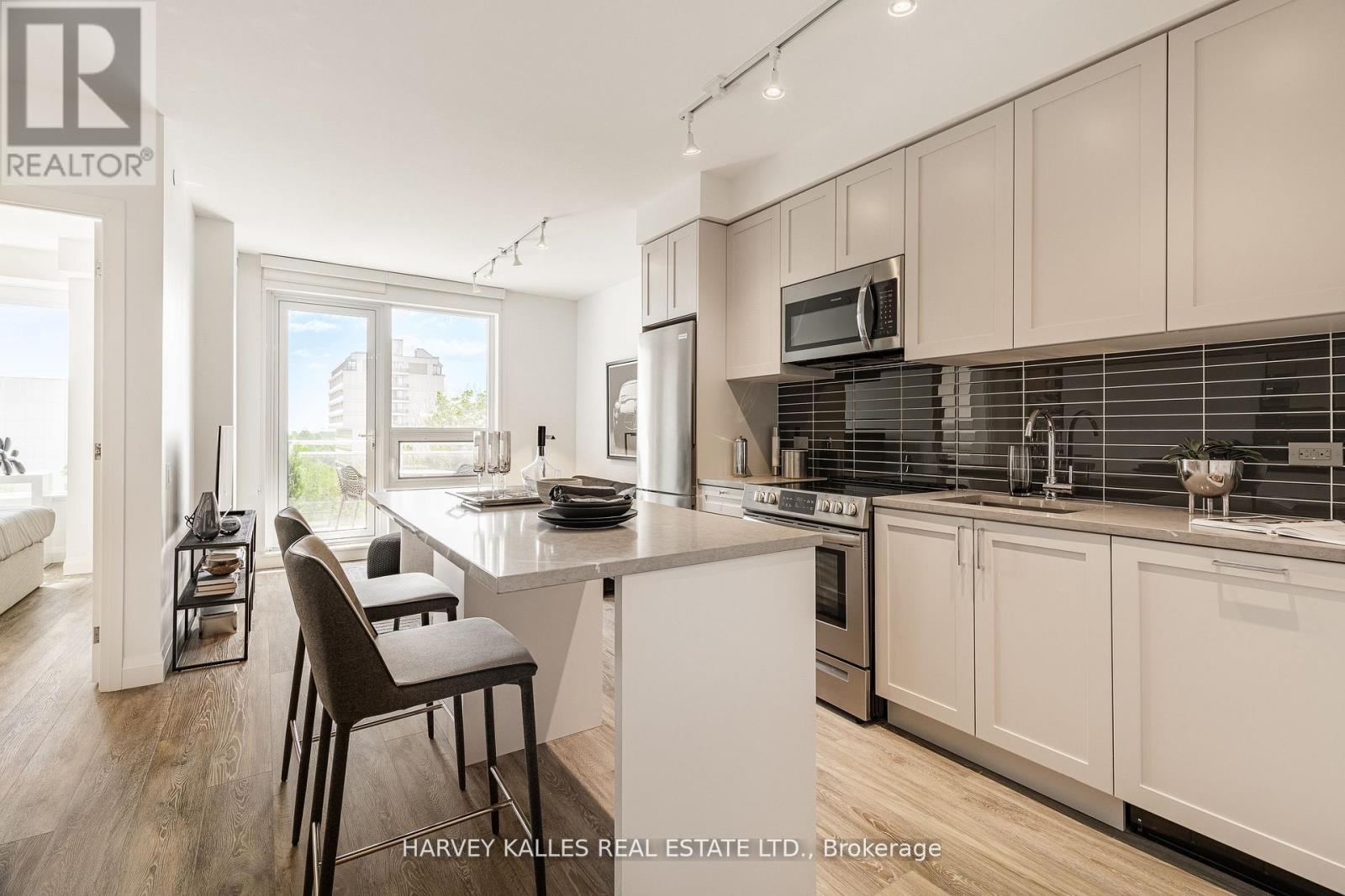 Apartment at 809 - 71 REDPATH AVENUE, Toronto (Mount Pleasant West)