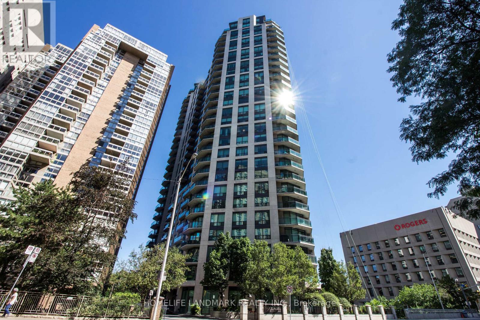 Apartment at 912 - 300 BLOOR STREET E, Toronto (Rosedale-Moore Park)