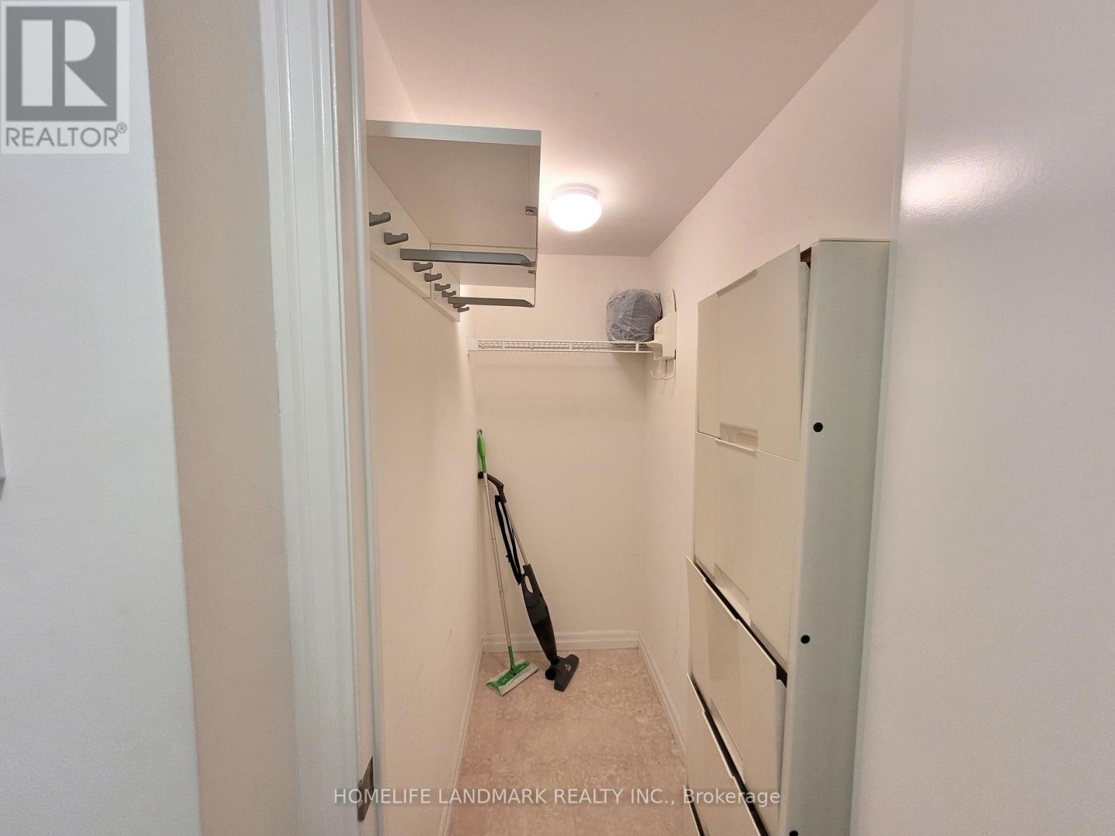 Apartment at 912 - 300 BLOOR STREET E, Toronto