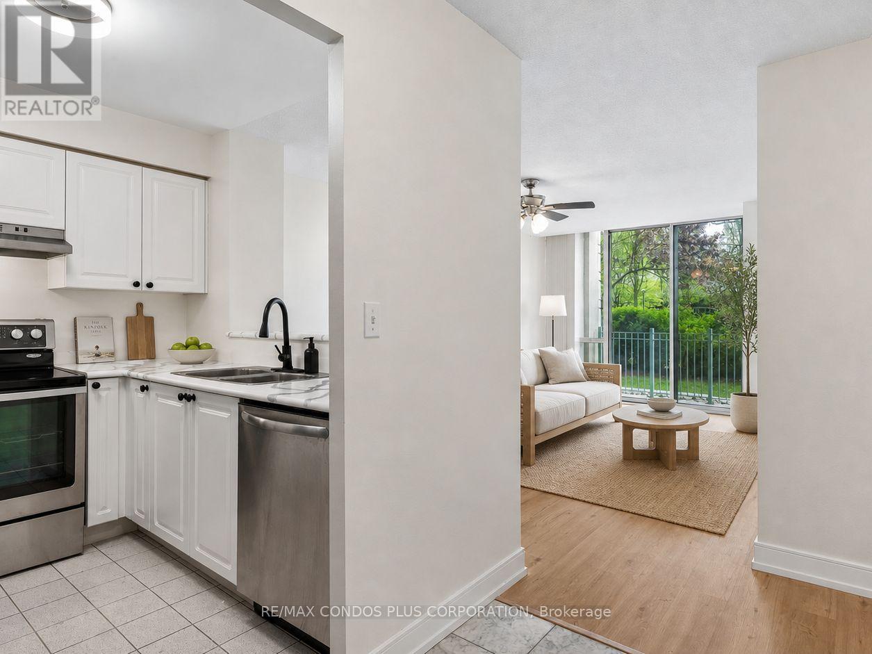 Apartment at 107 - 28 PEMBERTON AVENUE, Toronto (Newtonbrook East)