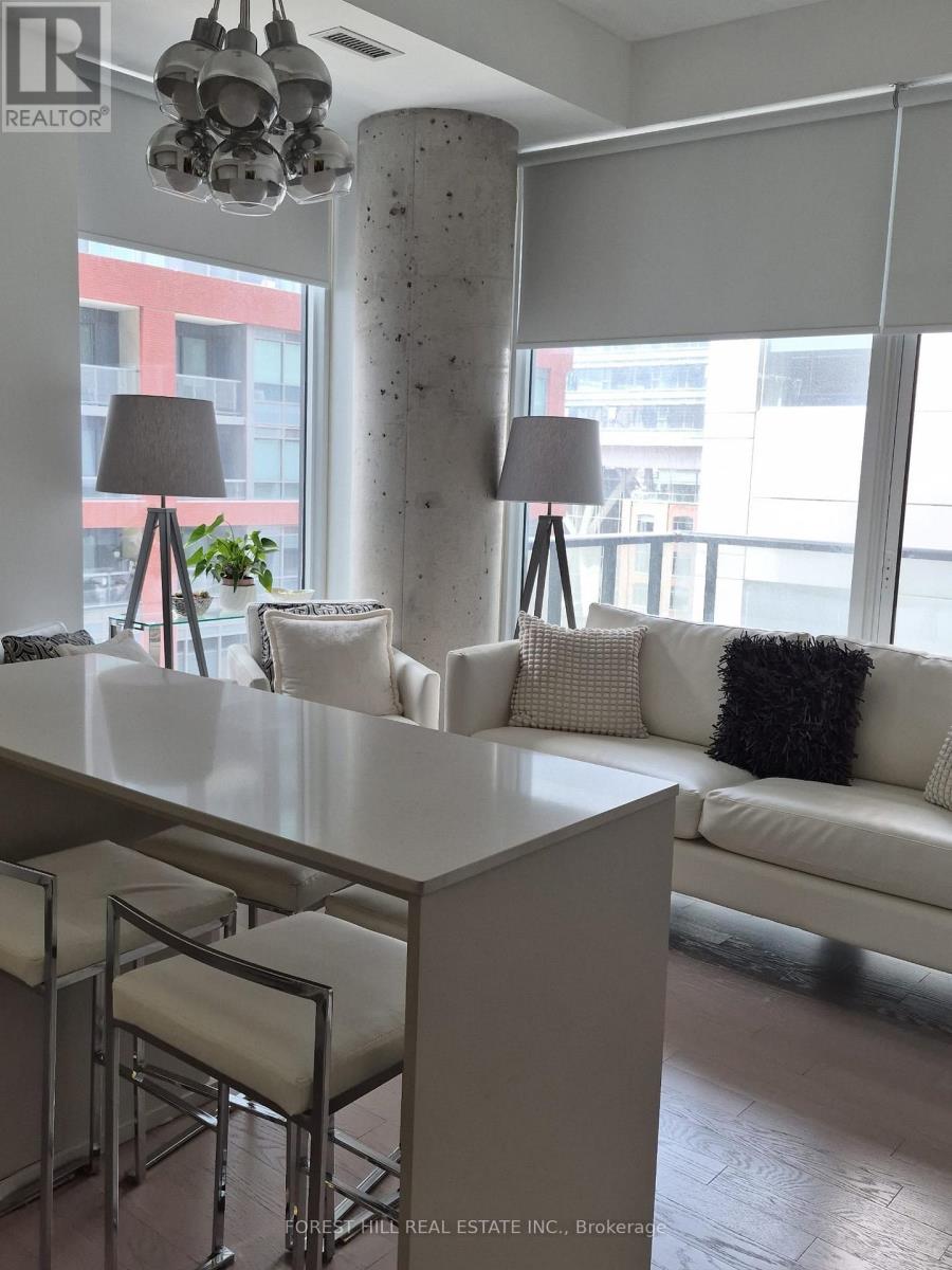 Apartment at 516 - 101 PETER STREET, Toronto (Waterfront Communities)