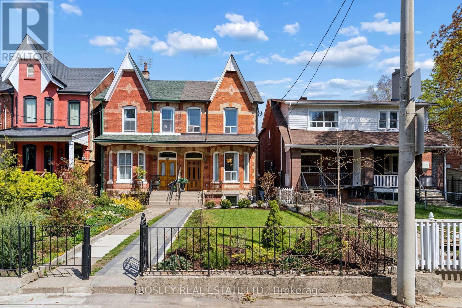 Semi-Detached/Link at 40 HALTON STREET, Toronto (Trinity-Bellwoods)