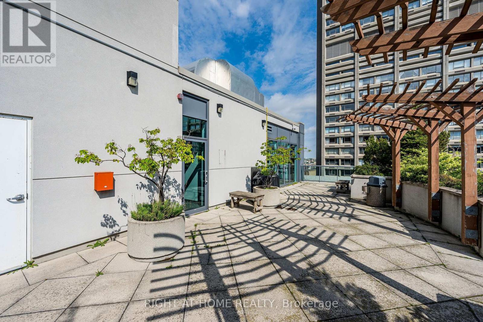 Apartment at 1106 - 1121 BAY STREET, Toronto