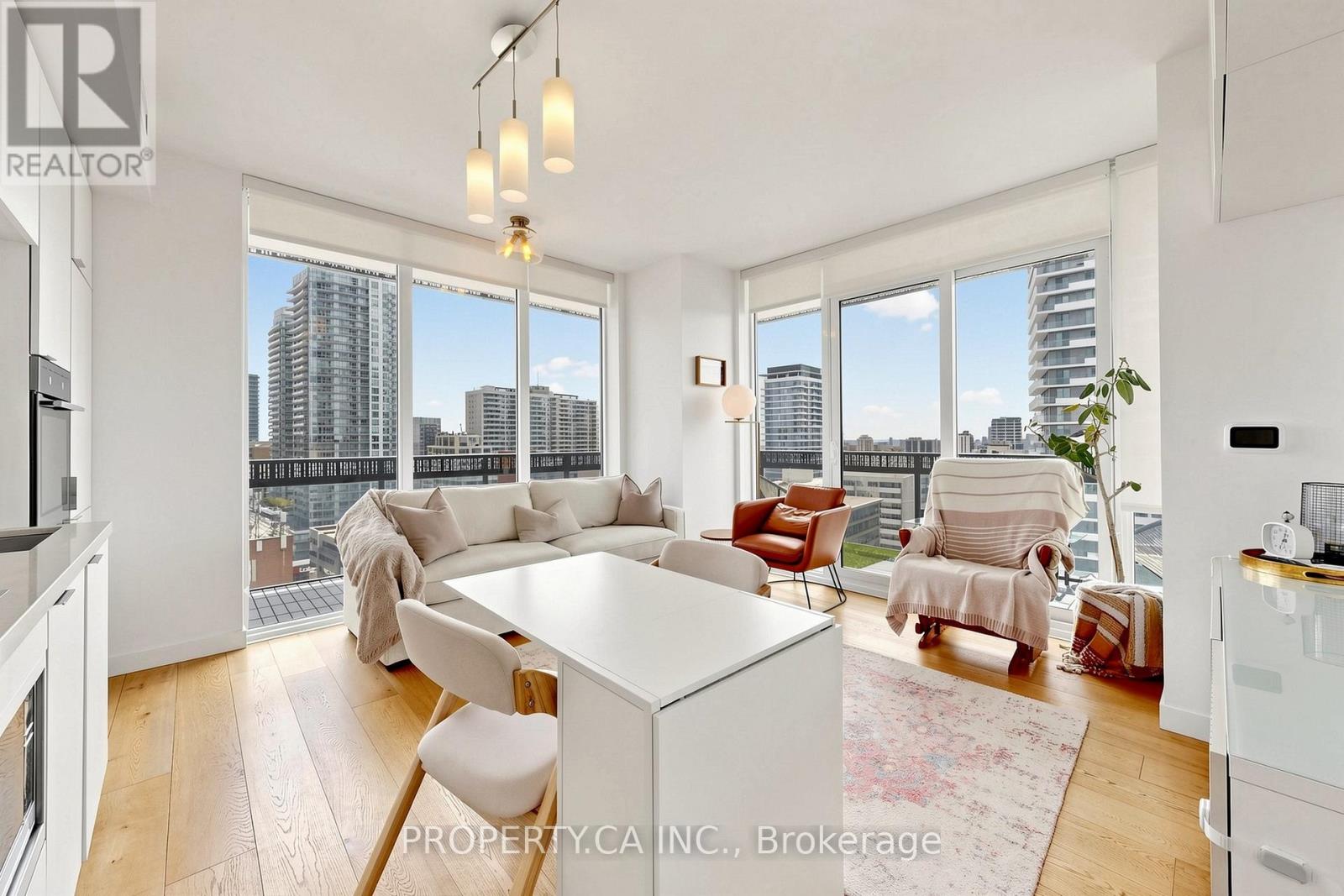 Apartment at 1411 - 8 EGLINTON AVENUE E, Toronto (Mount Pleasant West)
