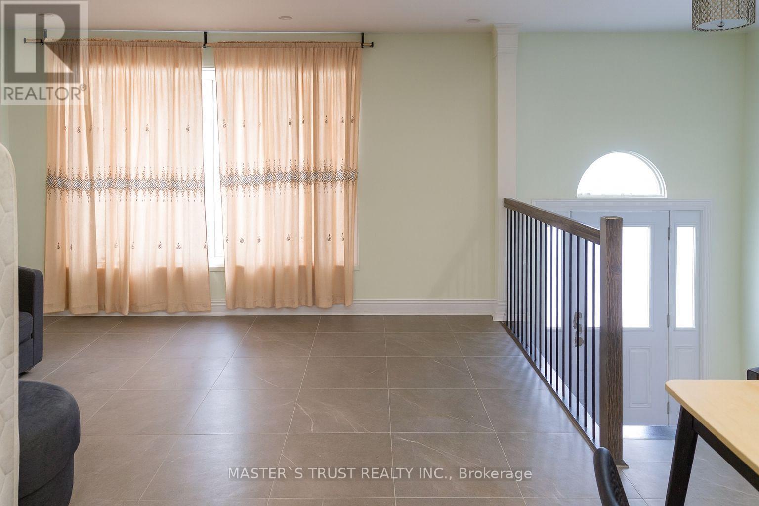 Semi-Detached/Link at 2 CHIPWOOD CRESCENT, Toronto (Pleasant View)