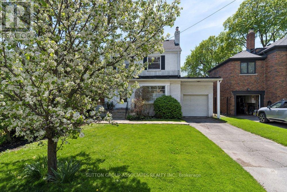 Detached at 5 DELHI AVENUE, Toronto (Bedford Park-Nortown)