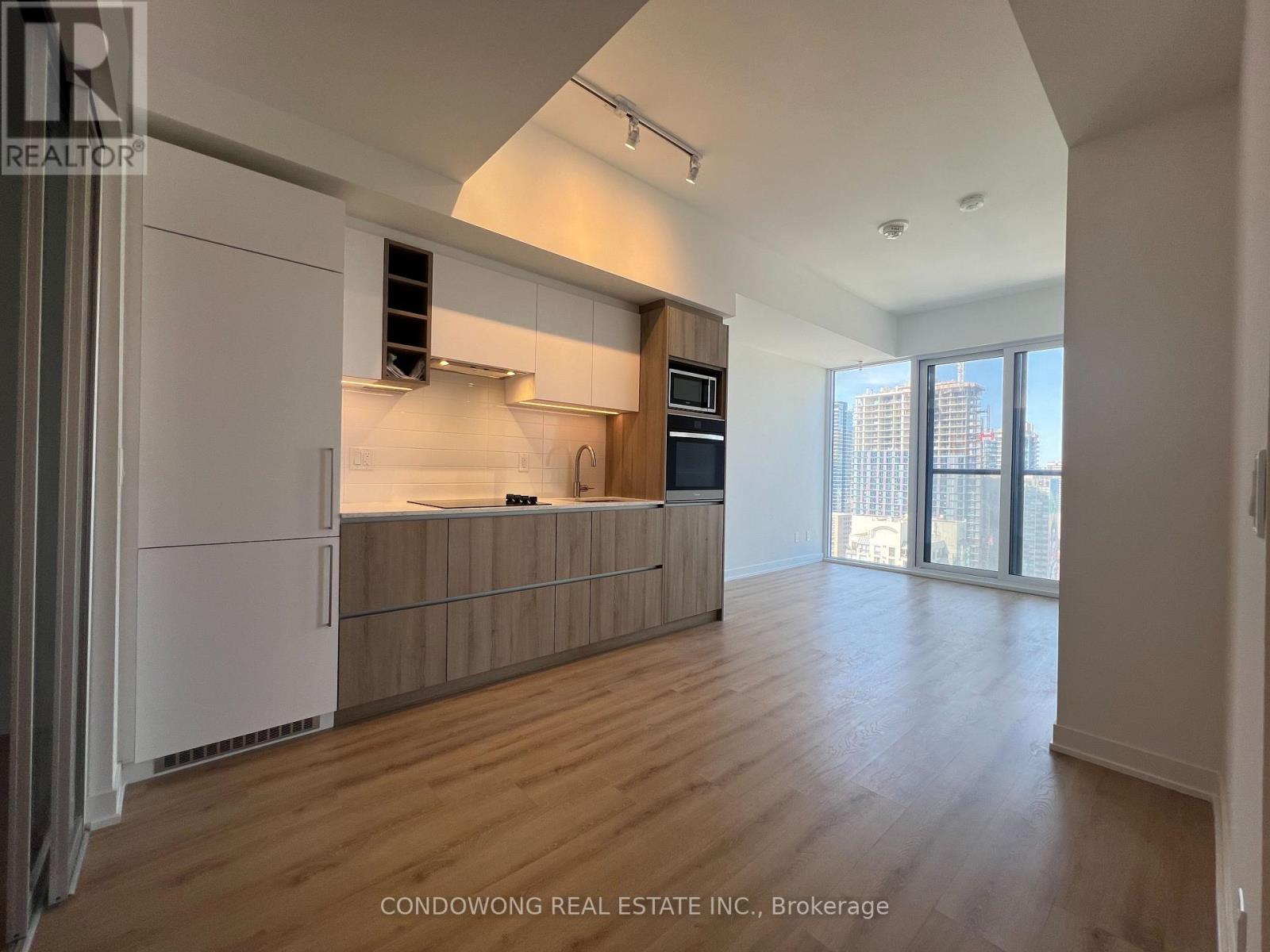Apartment at 2707 - 319 JARVIS STREET, Toronto (Moss Park)