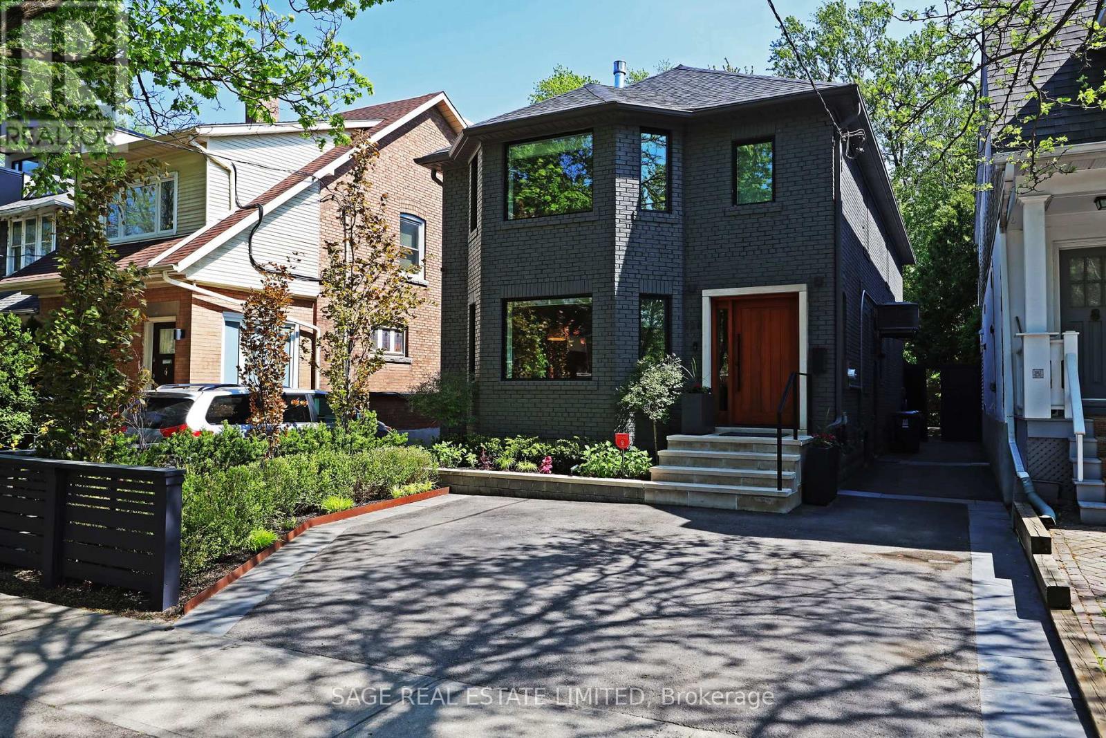 Detached at 121 SHERWOOD AVENUE, Toronto (Mount Pleasant West)