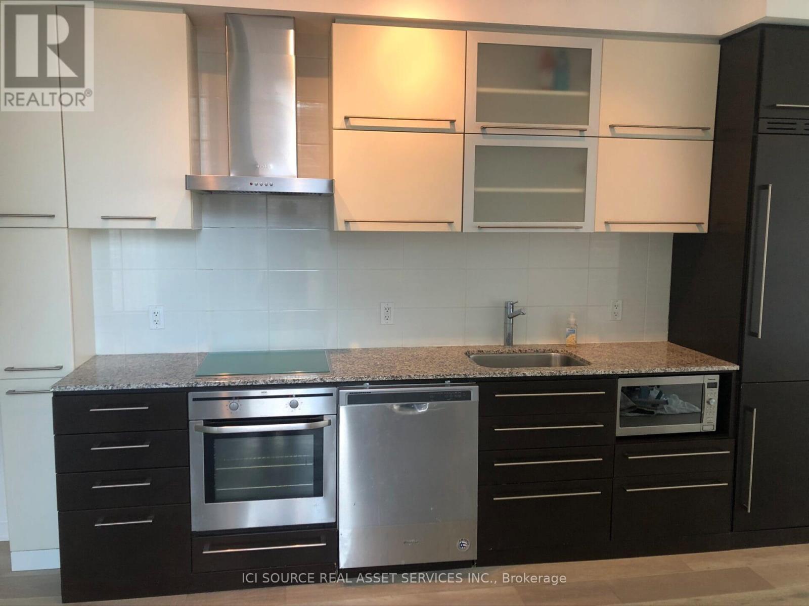 Apartment at 2306 - 770 BAY STREET, Toronto (Bay Street Corridor)