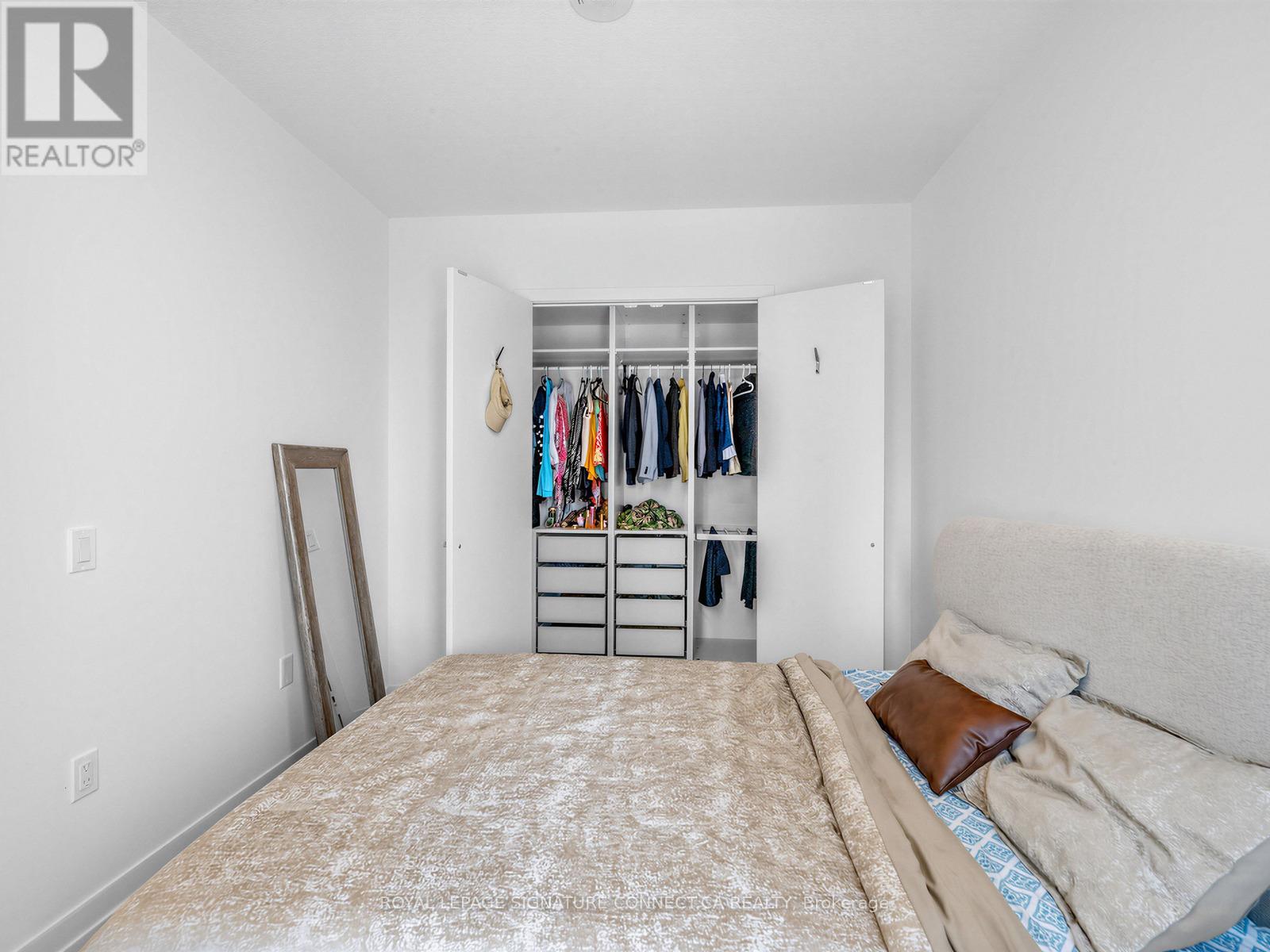 Apartment at 805 - 138 DOWNES STREET, Toronto