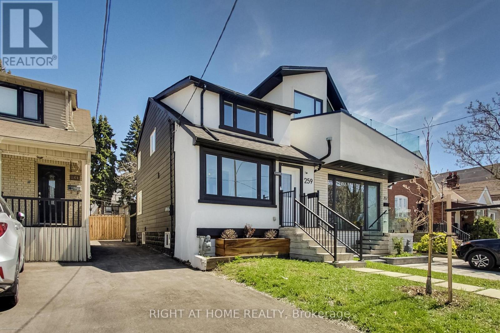 Detached at 259 ROBINA AVENUE, Toronto (Oakwood Village)