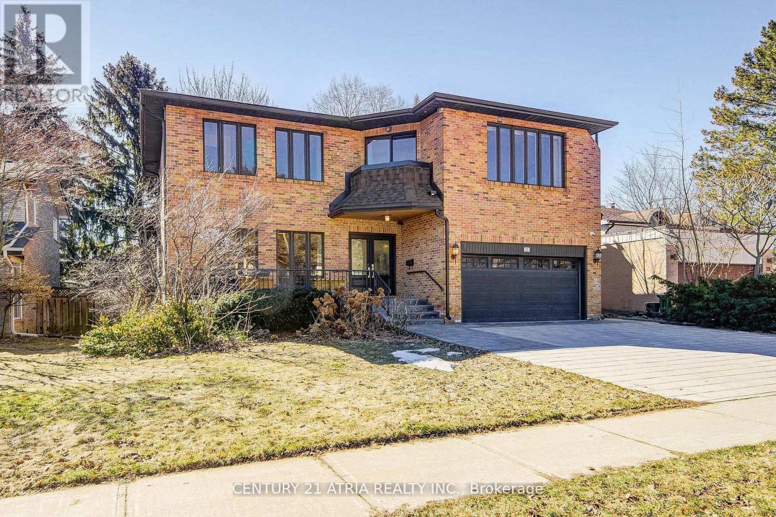 Detached at 27 DENLOW BOULEVARD, Toronto (Banbury-Don Mills)