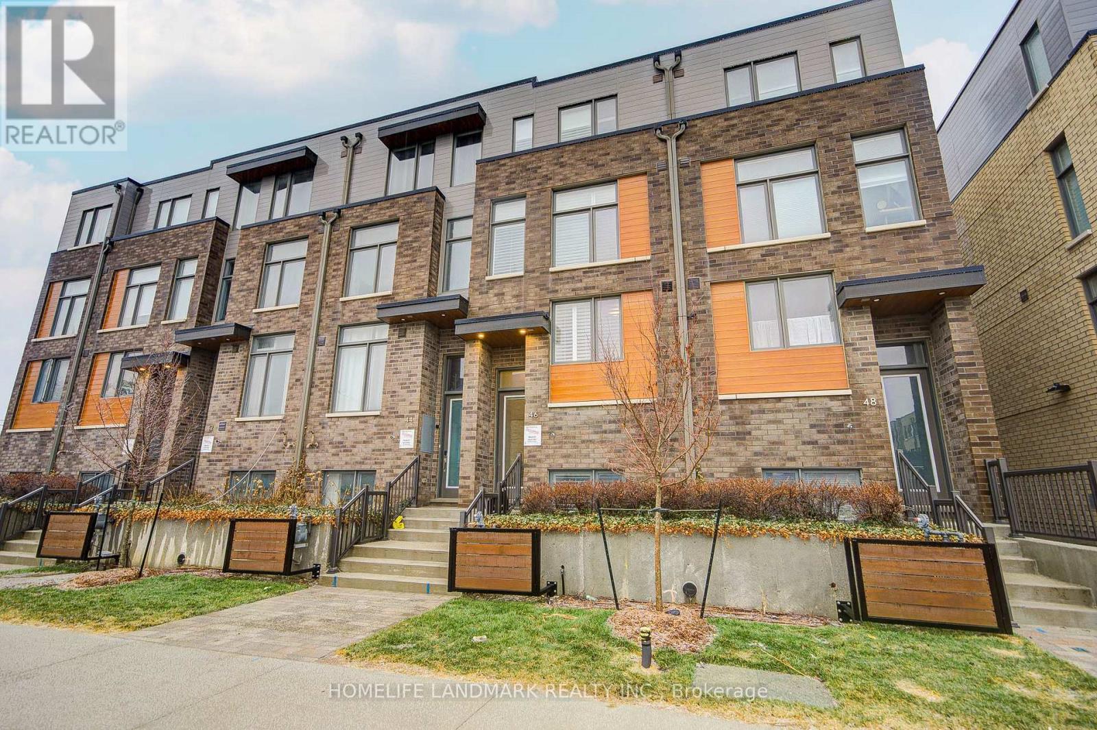 Townhouse at 46 HOOYO TERRACE, Toronto (Englemount-Lawrence)