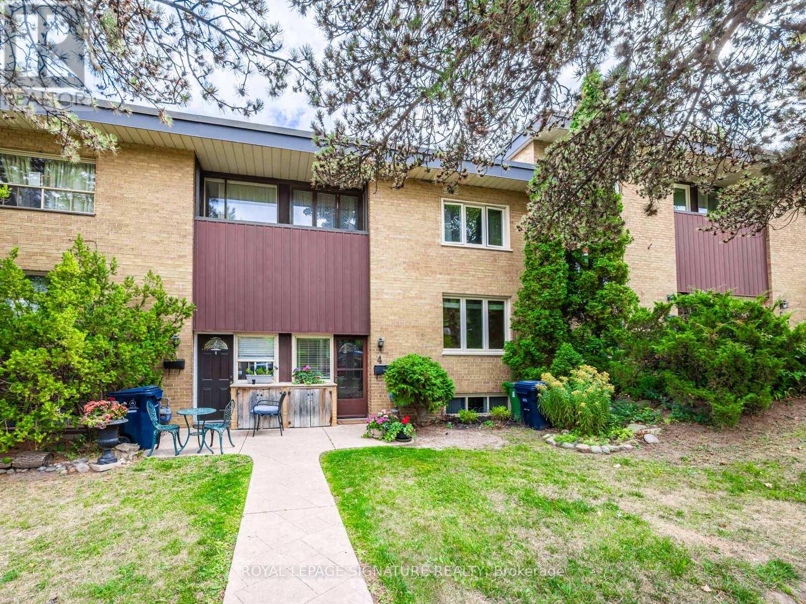 Townhouse at 4 BURDOCK LANE, Toronto (Banbury-Don Mills)