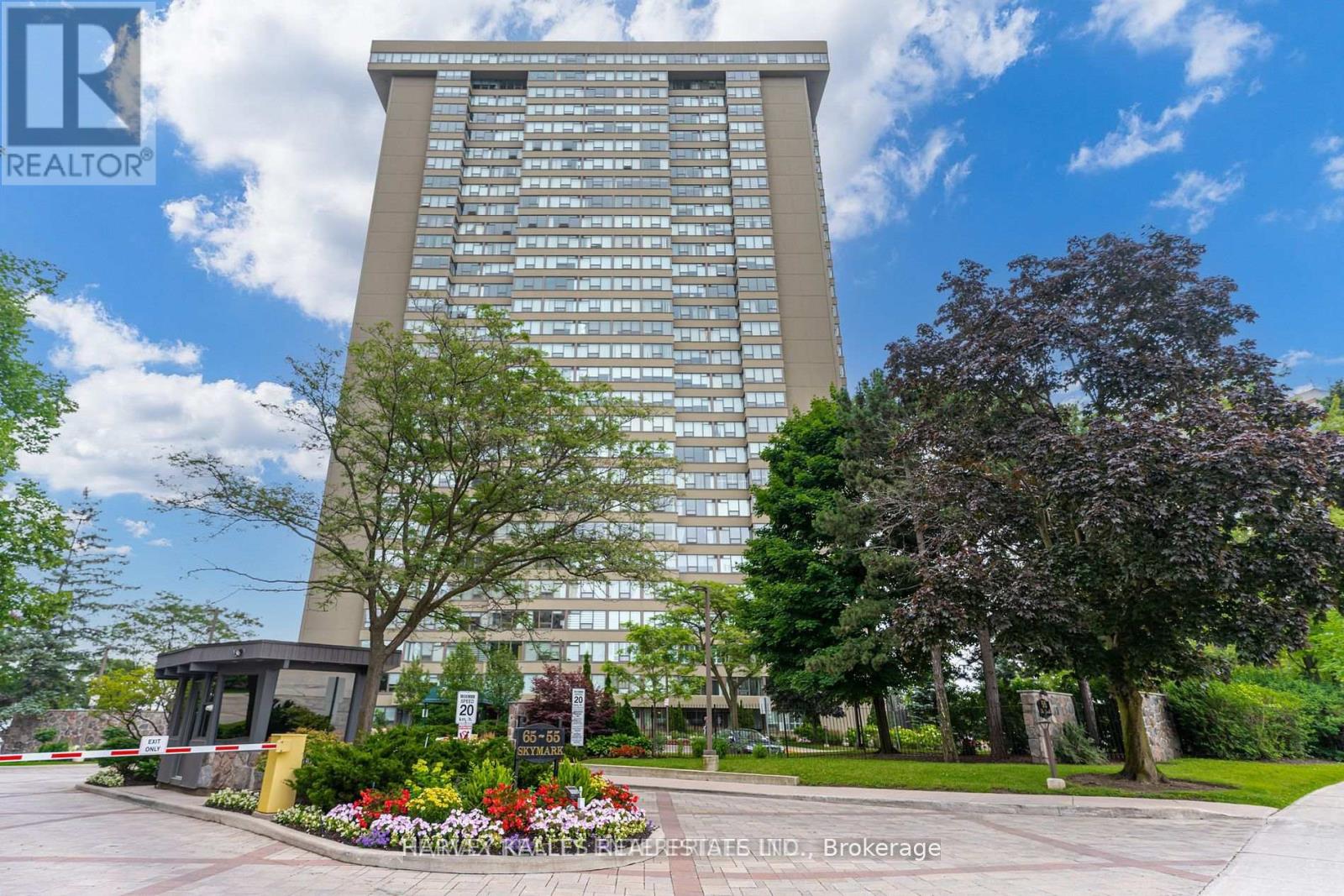 Apartment at 205 - 55 SKYMARK DRIVE, Toronto (Hillcrest Village)