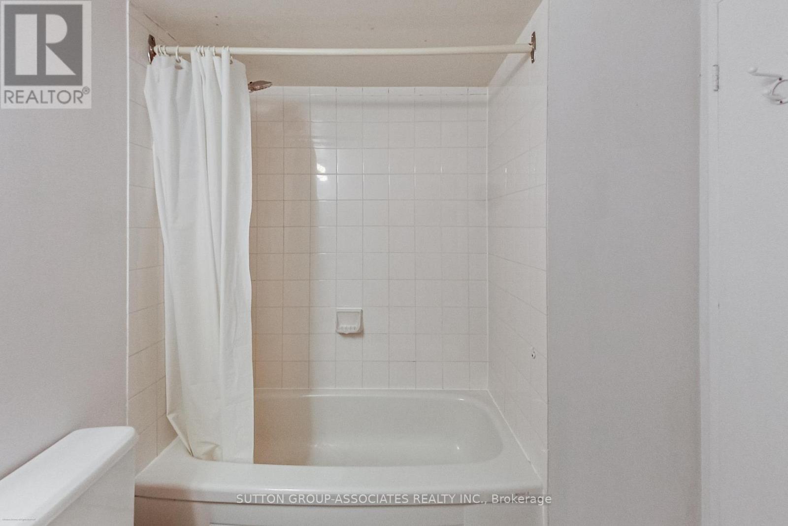 Apartment at 804 - 250 JARVIS STREET, Toronto