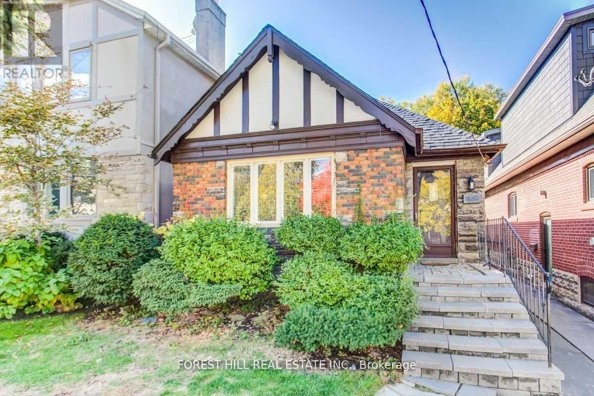 Detached at 138 CASTLEWOOD ROAD, Toronto (Forest Hill North)