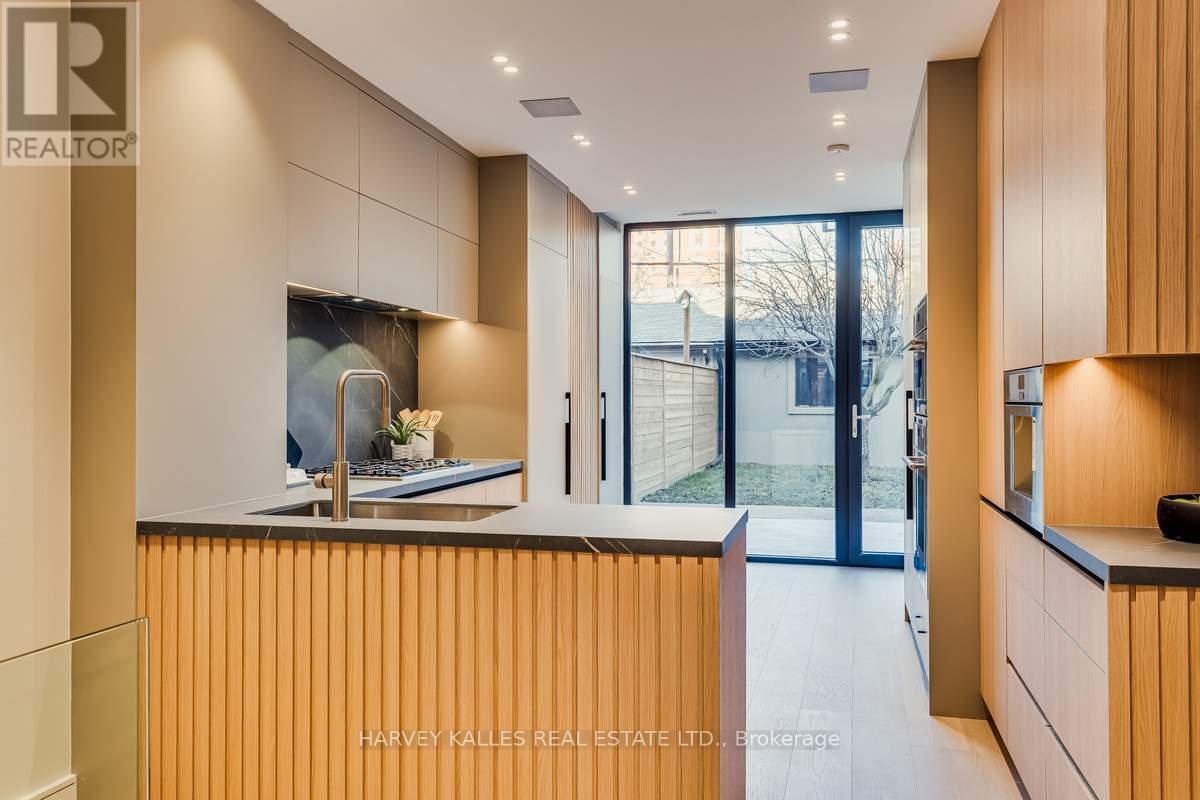 Detached at 179 PALMERSTON AVENUE, Toronto