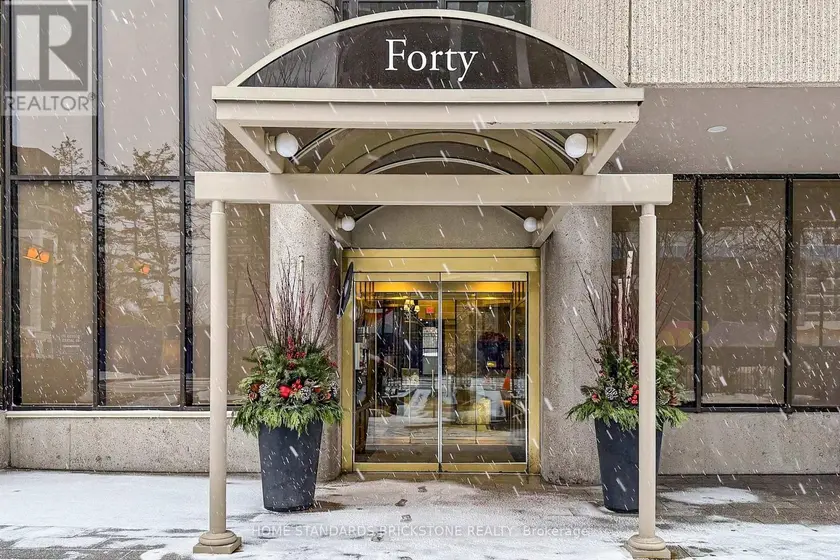 Apartment at 1001 - 40 ROSEHILL AVENUE, Toronto