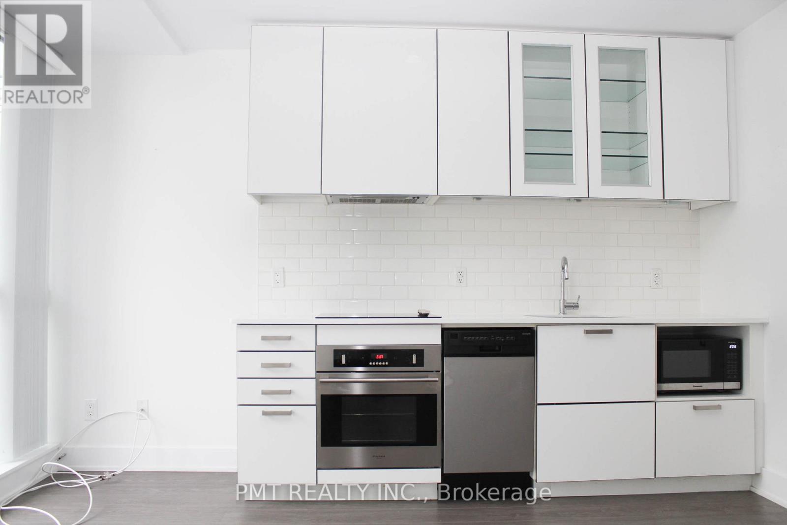 Apartment at 709 - 508 WELLINGTON STREET W, Toronto