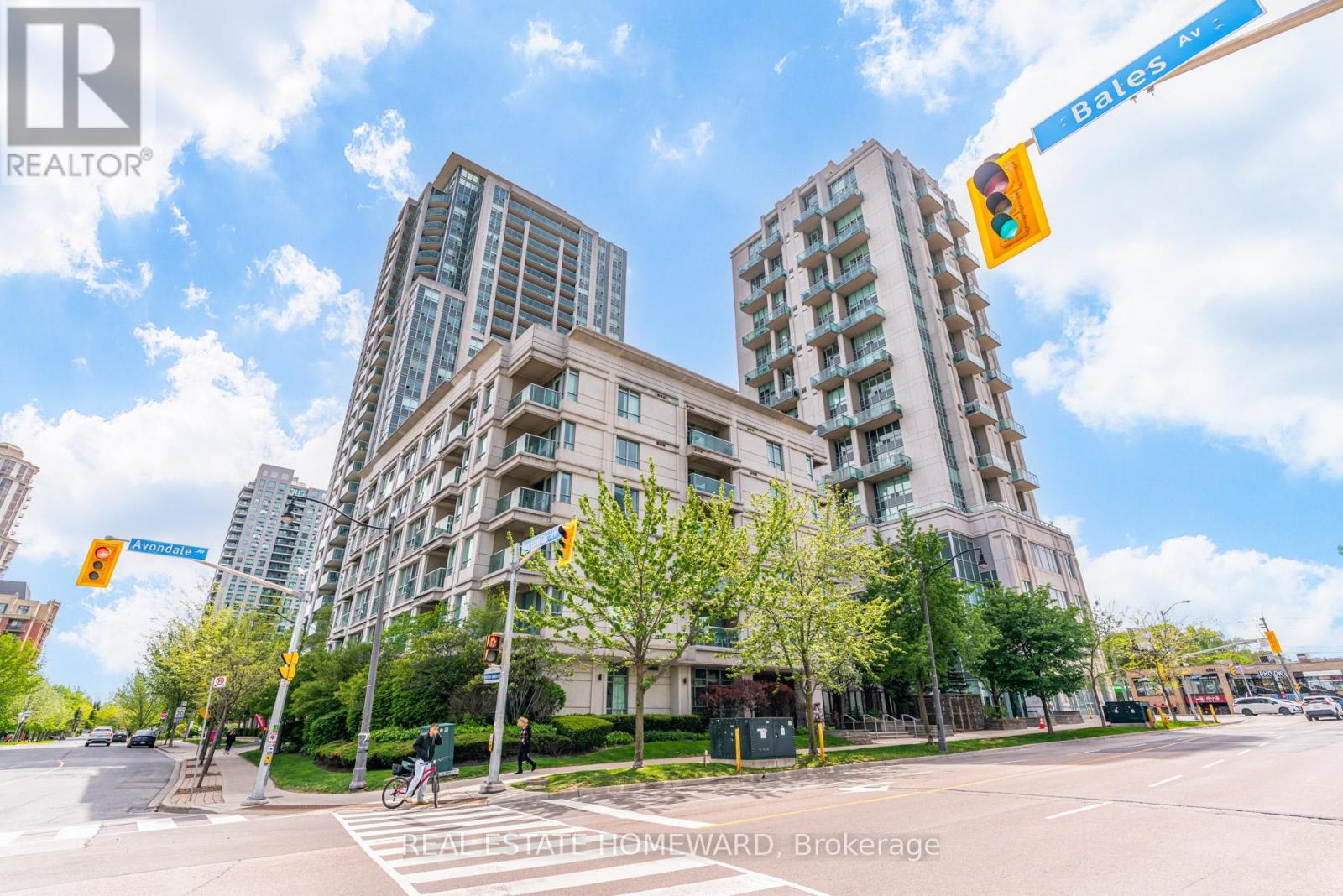 Apartment at UP01 - 19 AVONDALE AVENUE, Toronto (Willowdale East)