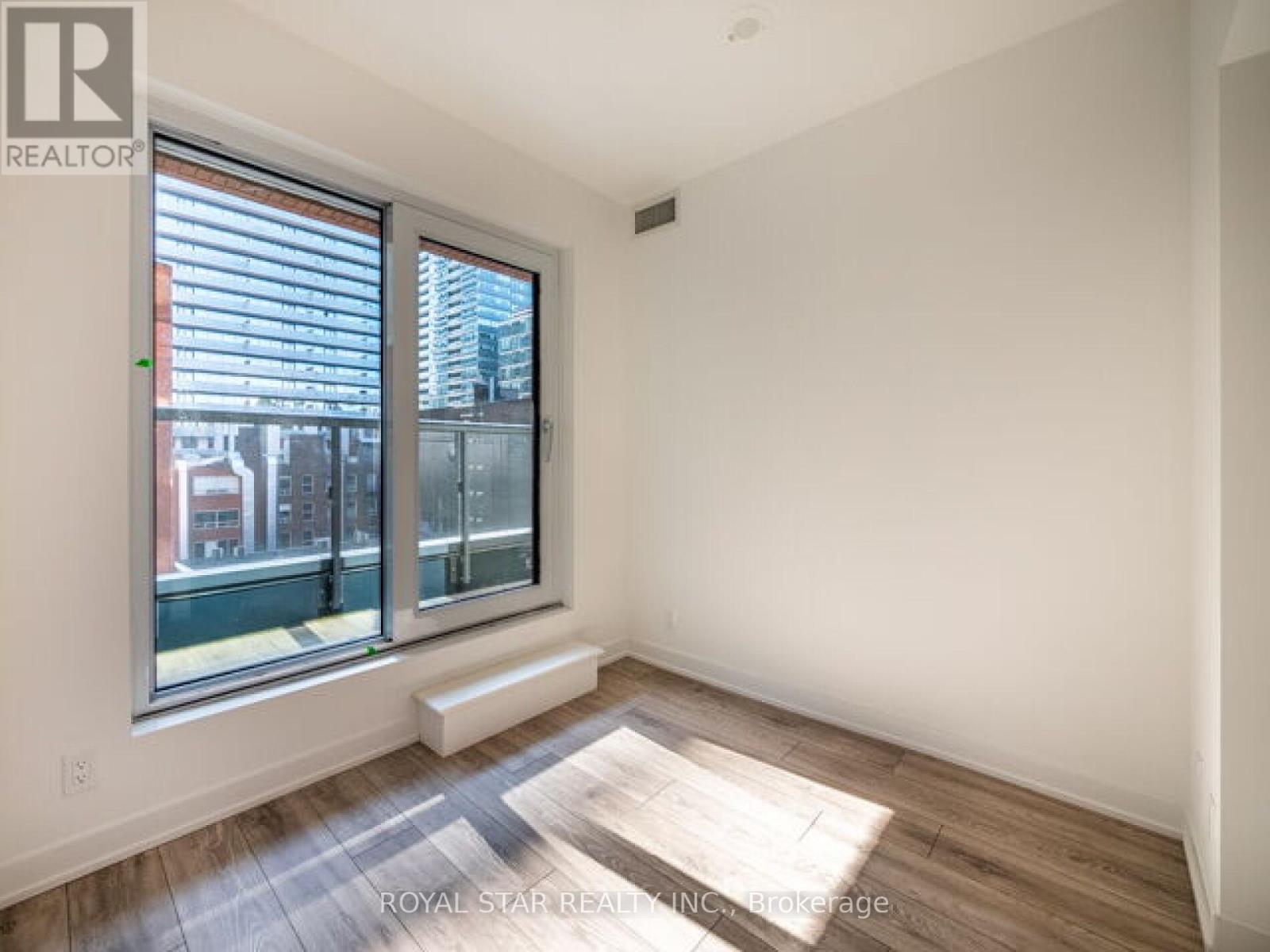 Apartment at 518 - 108 PETER STREET, Toronto