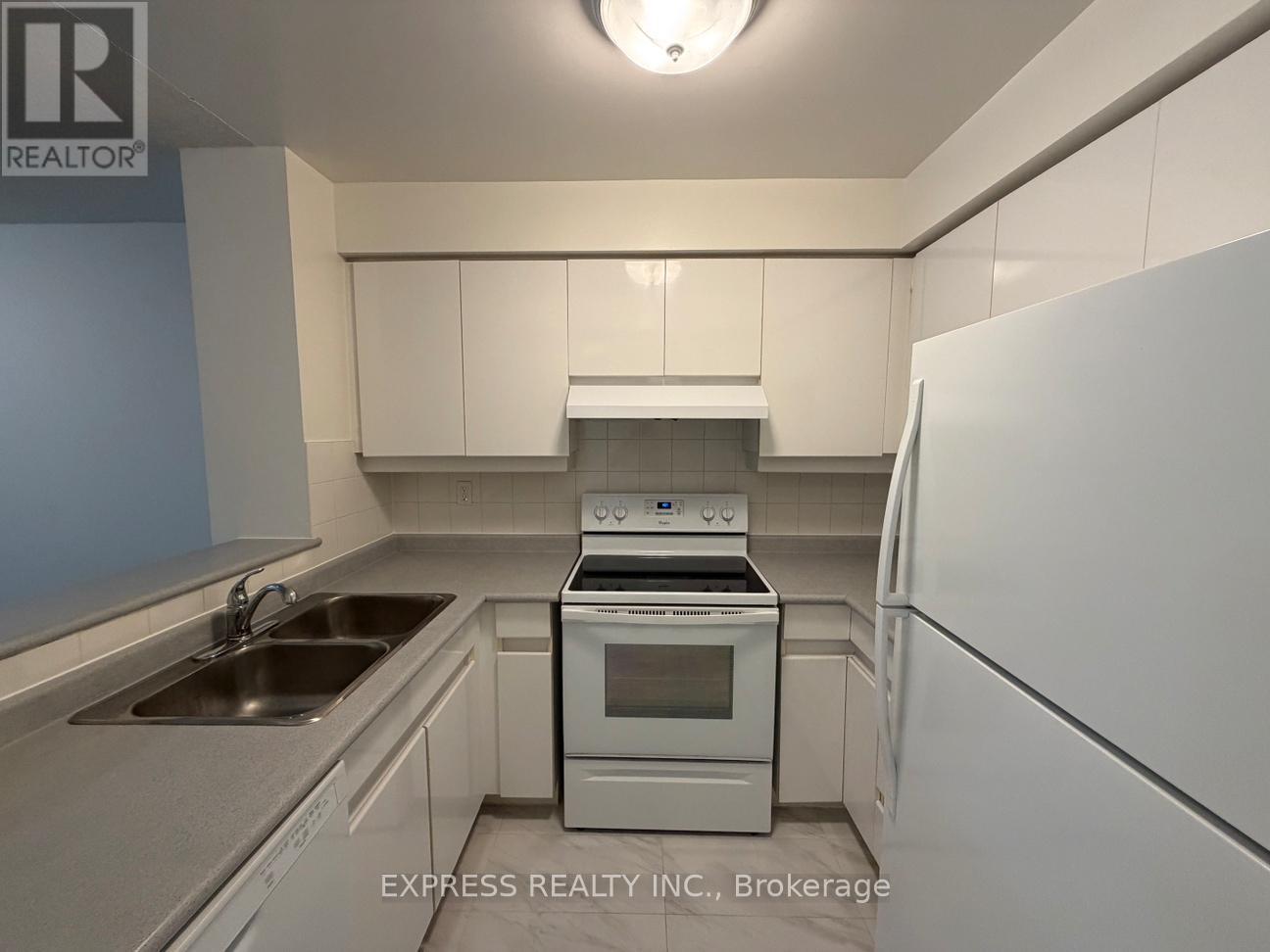 Apartment at 207 - 942 YONGE STREET, Toronto