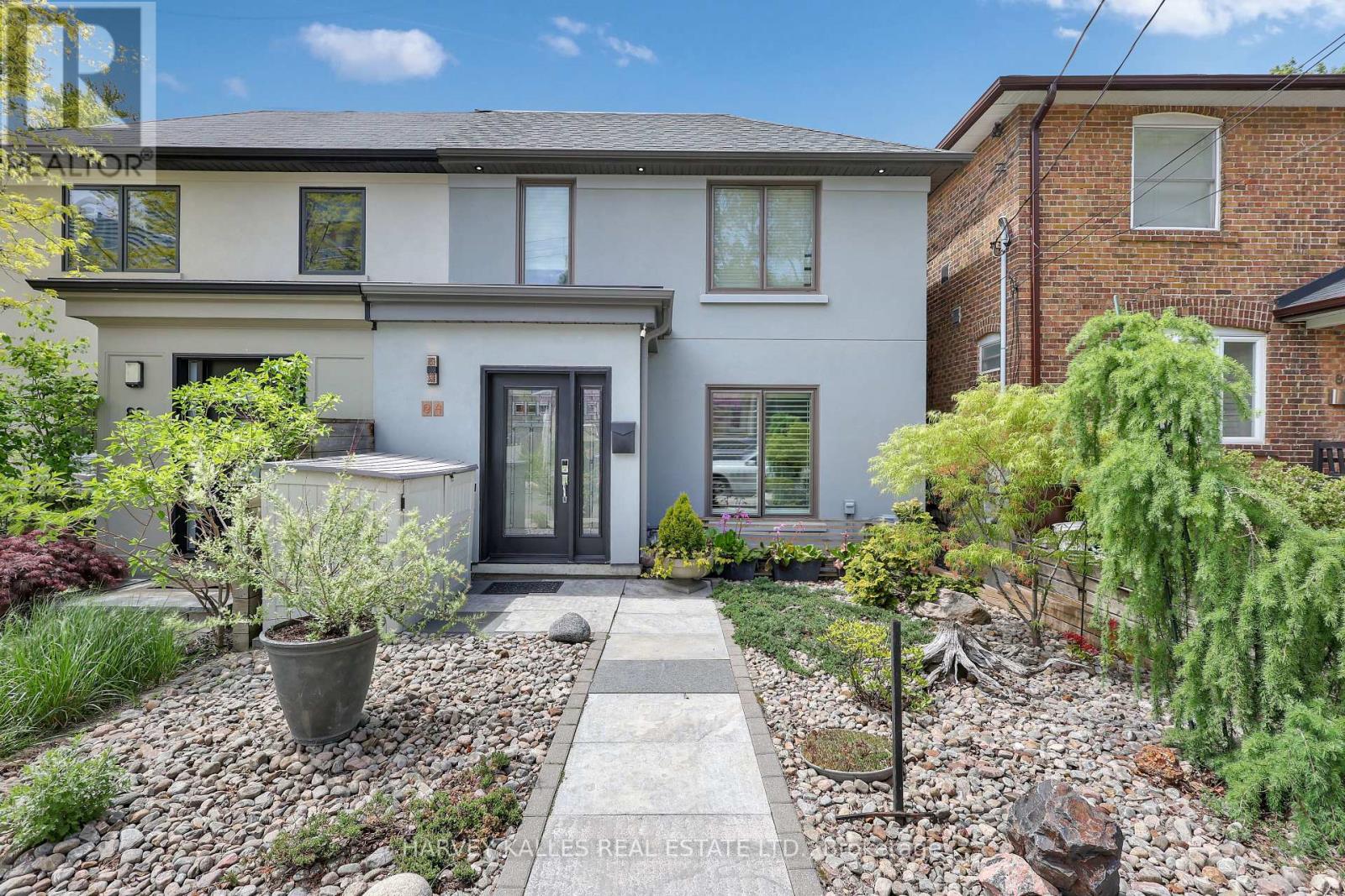 Semi-Detached/Link at 84 EDITH DRIVE, Toronto (Yonge-Eglinton)