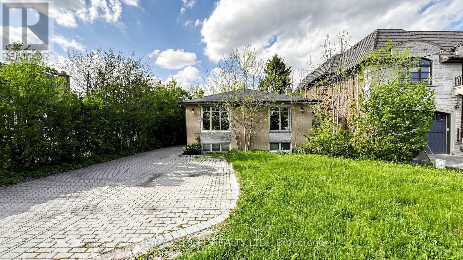Detached at 254 PATRICIA AVENUE, Toronto (Newtonbrook West)