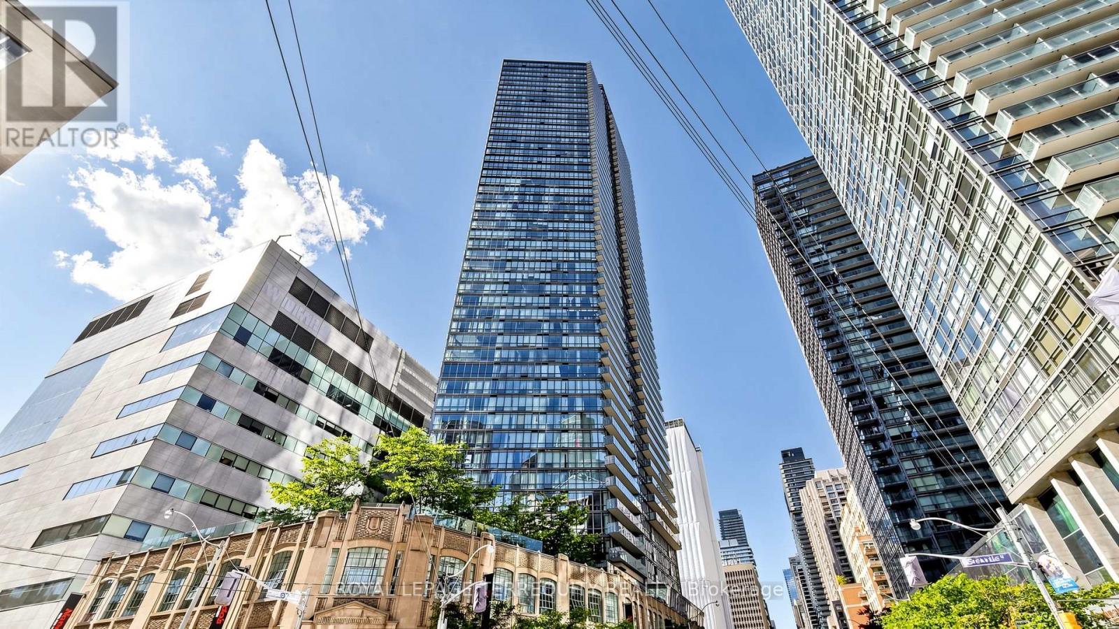 Apartment at 2710 - 832 BAY STREET, Toronto (Bay Street Corridor)