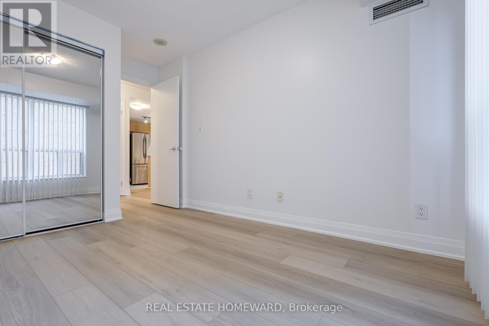 Apartment at 611 - 300 BLOOR STREET E, Toronto