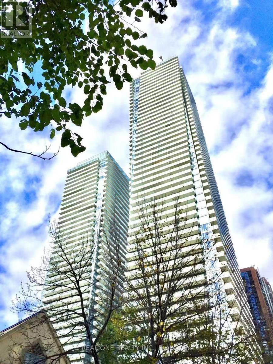 Apartment at 1005 - 1080 BAY STREET, Toronto