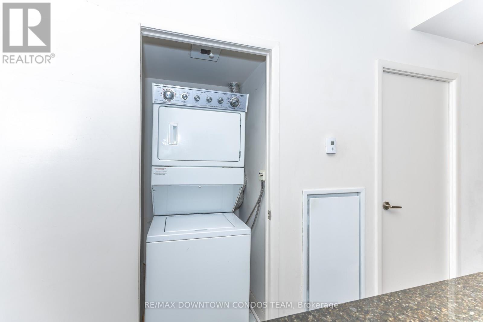 Apartment at 1311 - 15 BRUYERES MEWS, Toronto