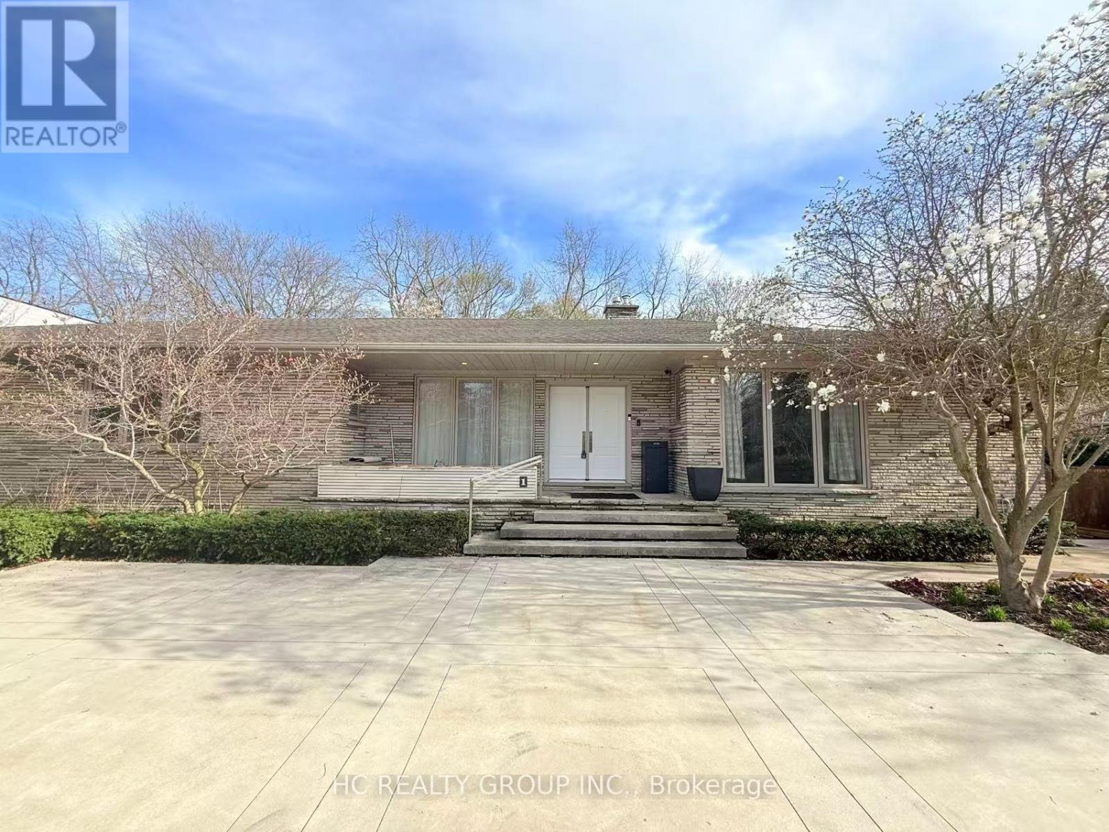 Detached at 1 TUDOR GATE, Toronto (Bridle Path-Sunnybrook-York Mills)