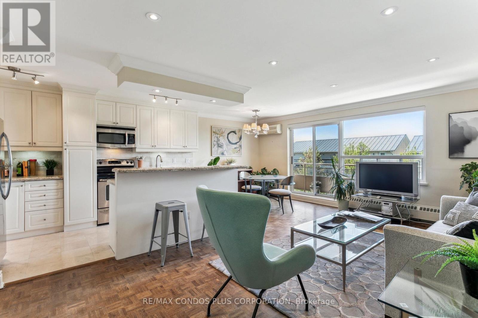 Apartment at 409 - 71 JONESVILLE CRESCENT, Toronto (Banbury-Don Mills)