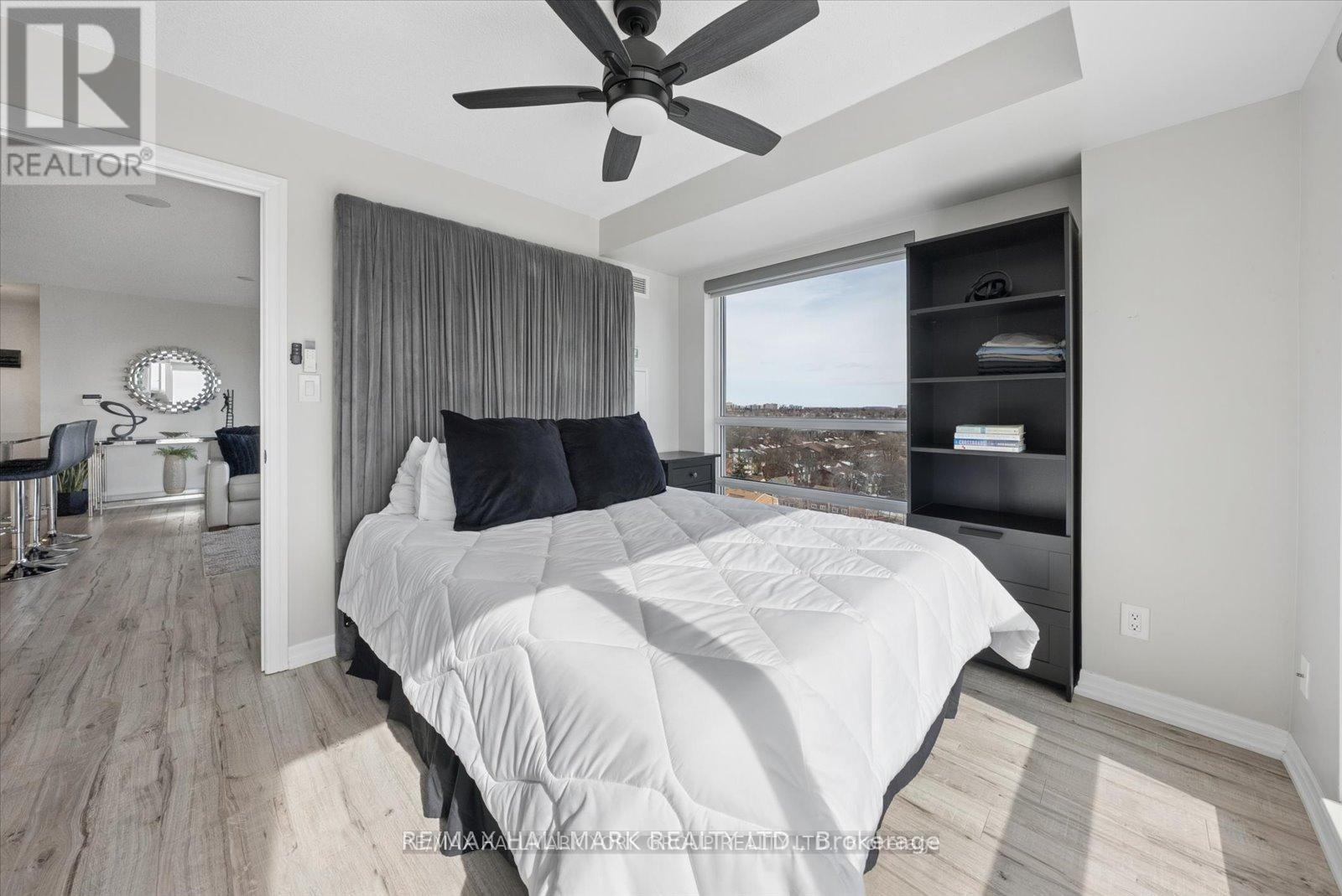 Apartment at 906 - 30 HERONS HILL WAY, Toronto