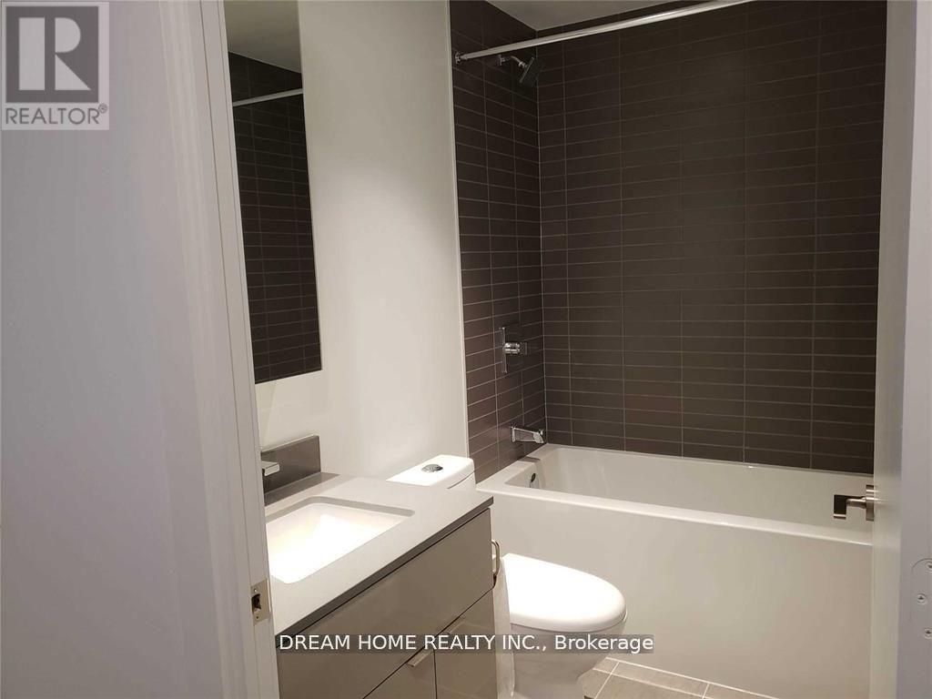 Apartment at 810 - 7 GRENVILLE STREET, Toronto